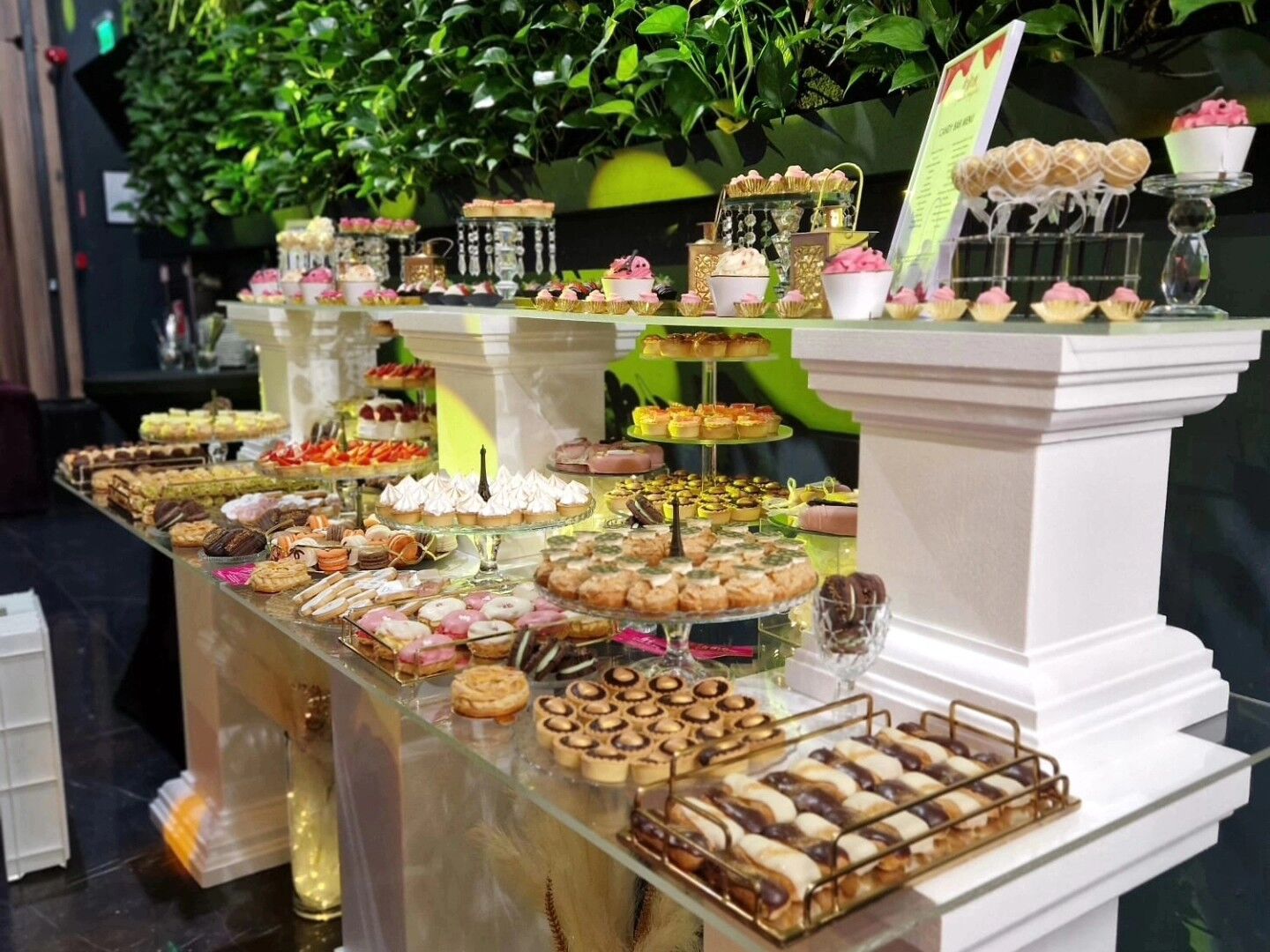 Candy bar amenajat pentru eveniment
