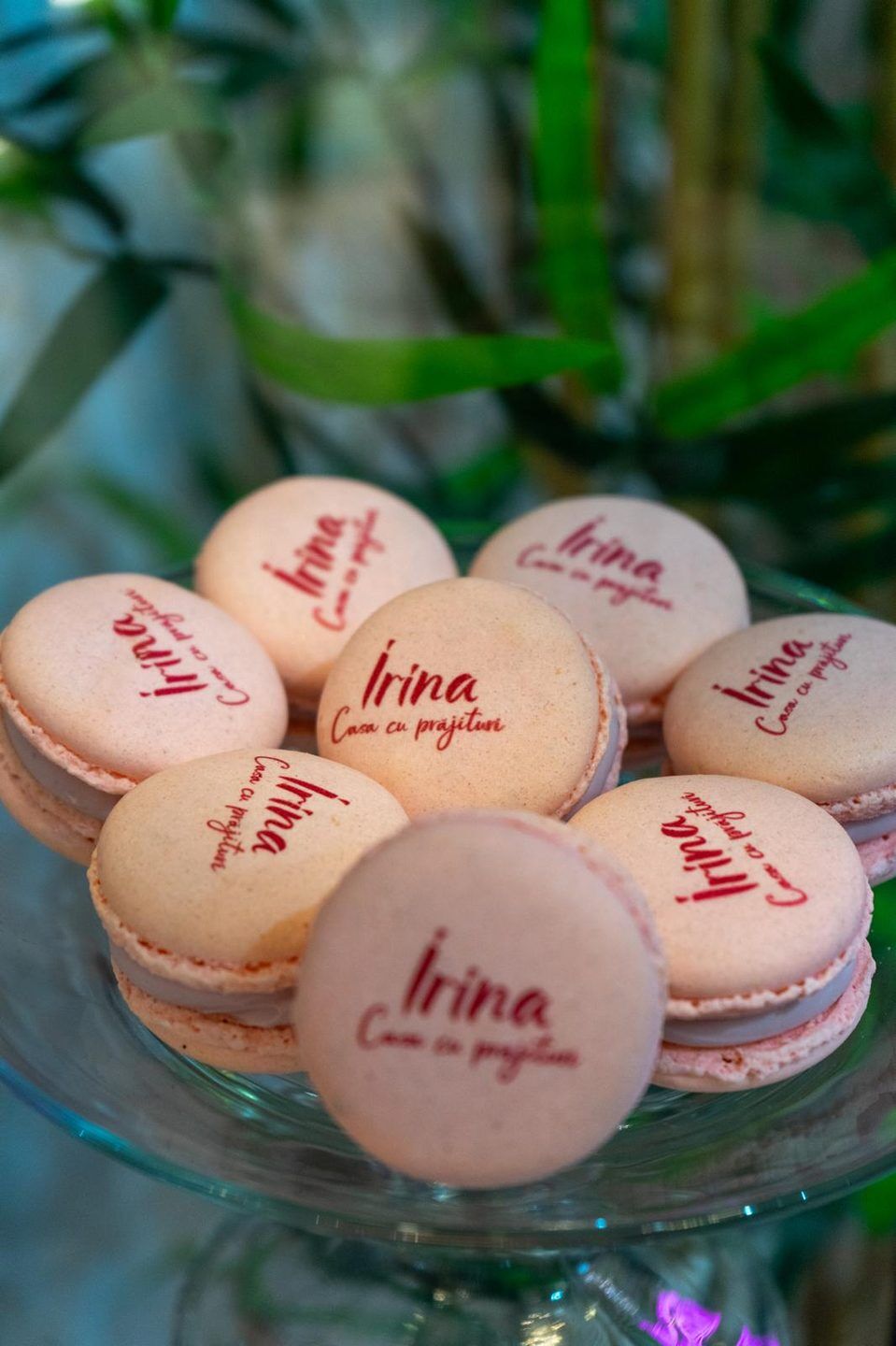 Macarons personalizați cu mesaj