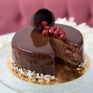 Tort mousse cu vișine - imagine 3