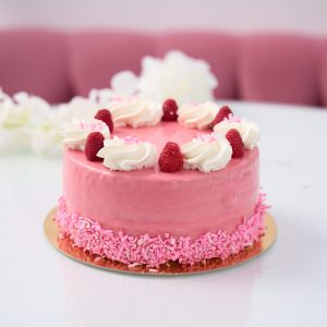 Tort mousse cu zmeură