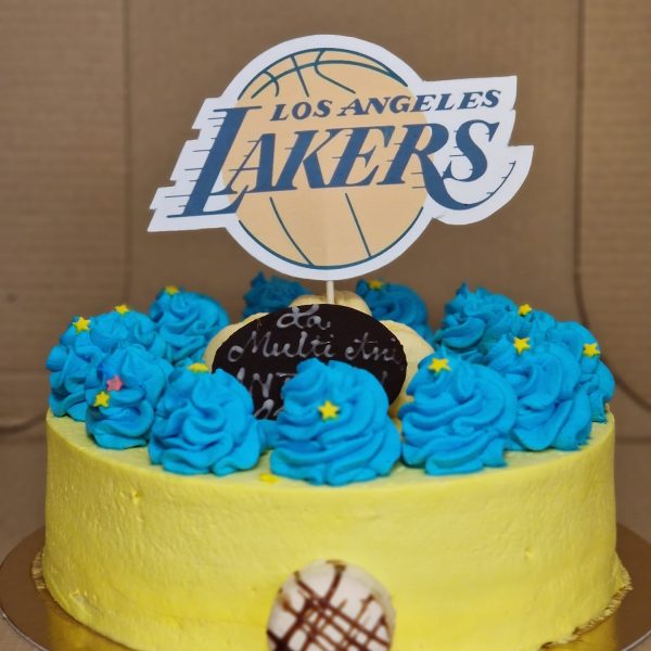 tort cu echipa de baschet lakers
