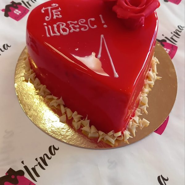 tort inima rosie