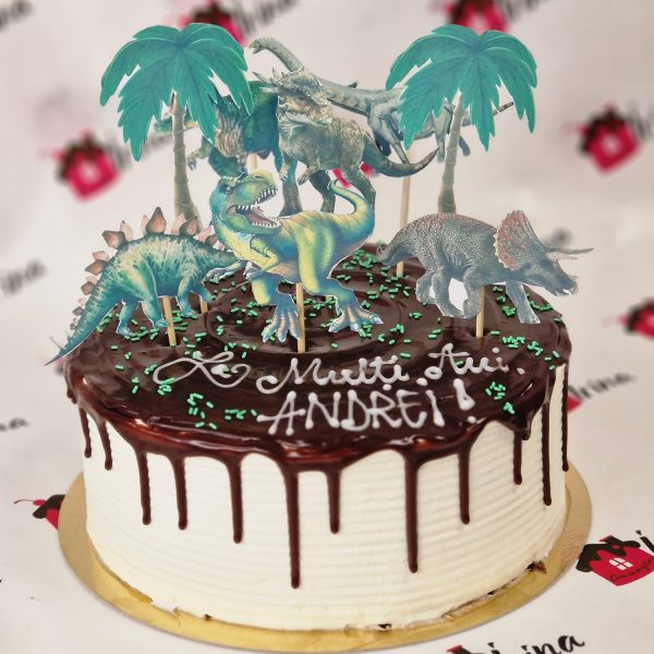 tort special cu jungla si palmieri