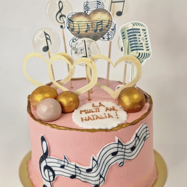 TORT MUZICAL CU TOPPERE