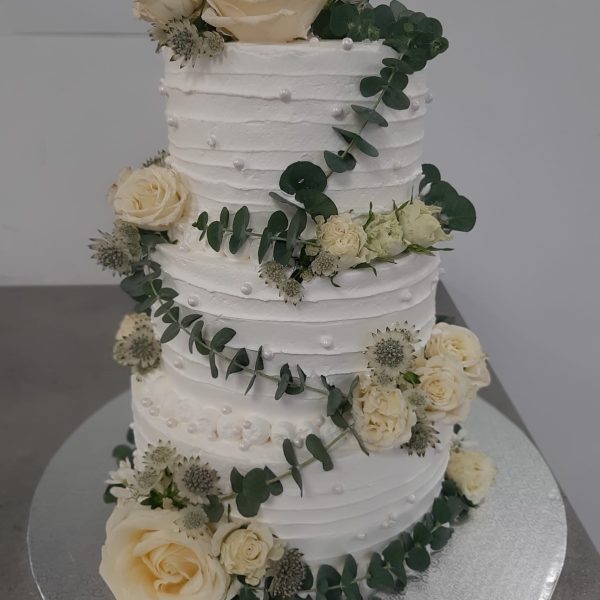 TORT NUNTA CU FLORI NATURALE 2