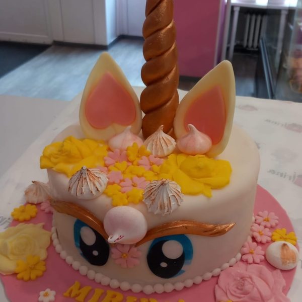 TORT UNICORN 1